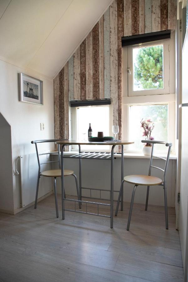 B En B 'T Pekeltje Bed & Breakfast Medemblik Exterior photo